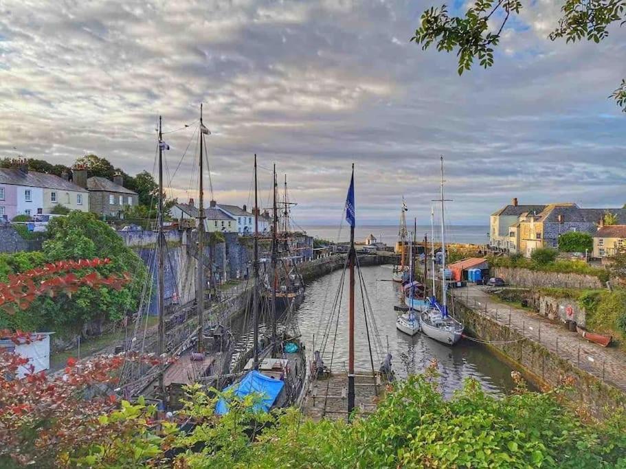 Готель Stunning Yacht Sea Lion In Charlestown Harbour, Cornwall Екстер'єр фото
