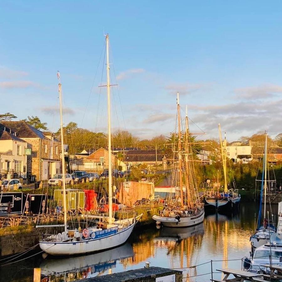 Готель Stunning Yacht Sea Lion In Charlestown Harbour, Cornwall Екстер'єр фото